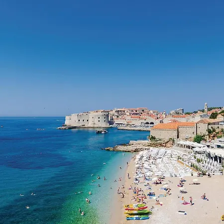 In Dubrovnik With Kitchen