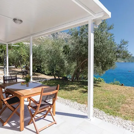 別荘 In Dubrovnik With Kitchen *